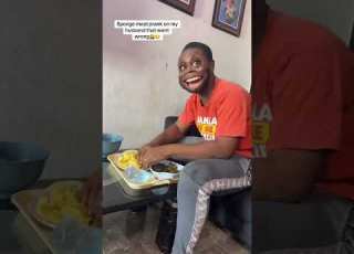 مقلب انقلب رأسا على عقب لا داعي للغضب يا أبي تي عفوا مقاطع قصيرة منتشرة مضحك مقلب ا