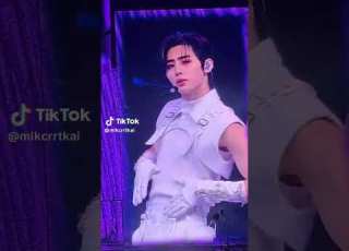  SUNGHOON 박성훈 ENHYPEN 엔하이픈 WeverseConFestival2023 Come2Me Cover By Uhm Jung Hwa