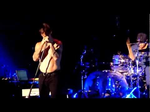 Red Hot Chili Peppers Parallel Universe LG Arena 19th November 2011