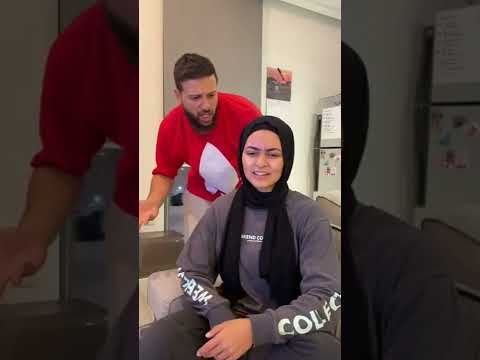 استني يامااا يعني إيه اسكتي انتي