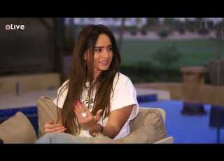  زينة باسم سمرة رومانسي وشكله يد ي على سفاح وطلب ورد كل يوم في التصوير