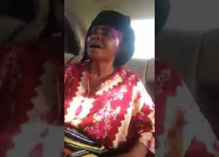  شاهد ماذا فعلت هذا العجوز عندما سمعت احدى اغاني فيصل علوي
