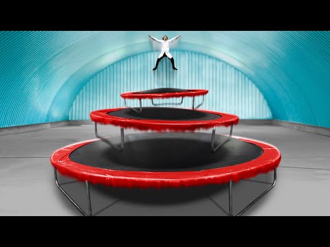 ЧТО ЕСЛИ ПОСТАВИТЬ ТРИ БАТУТА ДРУГ НА ДРУГА И ПРЫГАТЬ