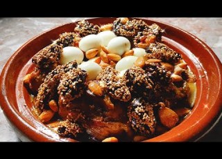 طاجين اللحم بالبرقوق محمر ومضغمر لذيذ وسهل جدا