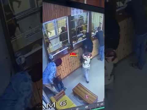 FULL VIDEO MAJAMBAZI WALIVYOVAMIA KIBANDA CHA WAKALA WA PESA GOBA WATOA BUNDUKI AK47 FULL VIDEO MAJAMBAZI WALIVYOVAMIA KIBANDA CHA WAKALA WA PESA GOBA WATOA BUNDUKI AK47