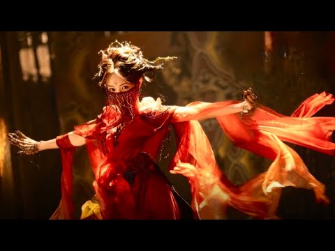 شيطانة بتتنقل لعالم البشر عشان تغري محارب الشياطين وتخليه ميقتلهمش ولكنها بتقع في حبه