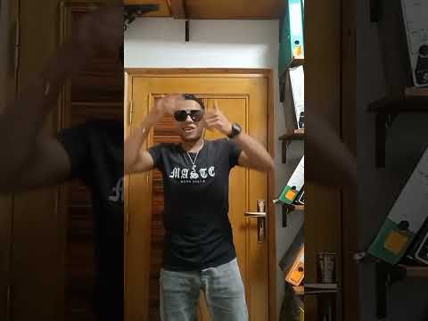 عادي انا موجود انت الحي بتاعكوا بارود احمد الحوت Freefire Trending Trendingshorts Reels عادي انا موجود انت الحي بتاعكوا بارود احمد الحوت Freefire Trending Trendingshorts Reels