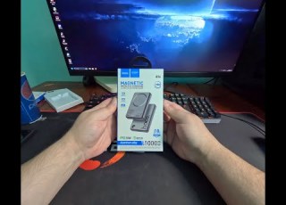  HOCO Q34 Mangetic Wireless Powerbank Unboxing And Review