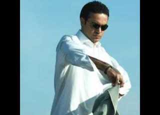 HAMI TIZR یک لحظه عاشق شو