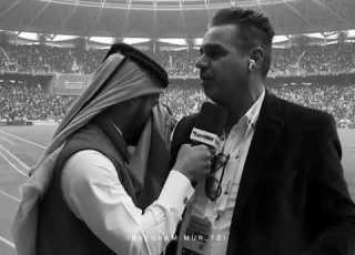 بكاء عبدالرحمن الأشقر مذيع قناه الكأس على العراق