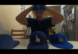 مقایسه تناسب کلاه Ampal Creative در مقابل Ebbets Field