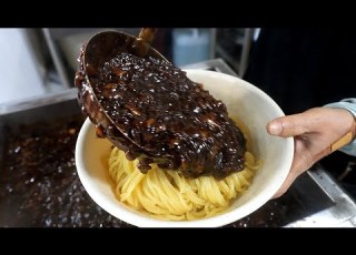 Korean Black Noodle Jjajangmyeon 4000원짜리 짜장면 Korean Street Food