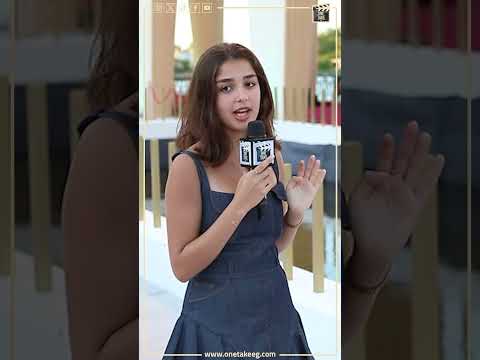 توانا بحب من برة مصر بيلا حديد و جيجي حديد و من مصر تارا عماد