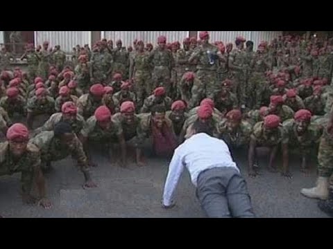 Photo Ethiopia PM Relives His Military Days With Protesting Soldiers
