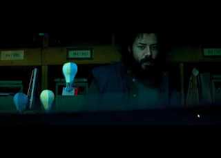 اكتشف حقيبة غامضة بالصدفه وبسببها كشف شبكة اجرامية خطيرة ملخص فيلم Objetos