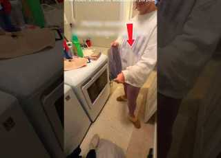  استخدمت هذه الفتاة أداة رائعة لجمع الملابس