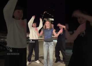 ZAHIDE Dança Bonde Das Oncinhas