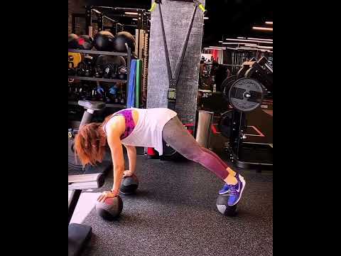 خديجة اليافعي Shorts