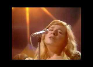 WHITE DRESS LIVE FAIRPORT CONVENTION