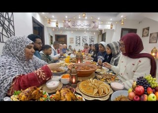  مائده اخر يوم رمضان جمعت العيله كلها اهل الصعيد واسكندريه هبه بيتي كل حياتي