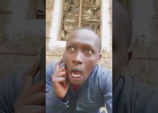 EEEEH WEWE NINANI UNANITUMIA MESSAGE ZINAKUJA KAMA VUMBI