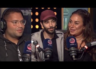 أسرار النجوم لقاء مع كريم قاسم ومولا ويكشفوا فيه كواليس فيلم حظك اليوم