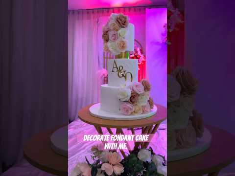 Decorate Stunning Wedding Cake With Me Weddingcakedecorating Weddingcake 3tierswedsingcake
