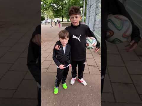 Ilyas Cidem Freestyle Mit Cousin Yusuf U 12 Austria Wien Spieler