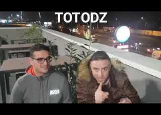  شاهد TOTO DZ يقصف MOHAMED KHASANI