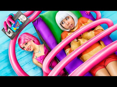 أنا بتطاردني مامي لونج ليجز لو بوبى بلاي تايم موجودة في الحياة الواقعية