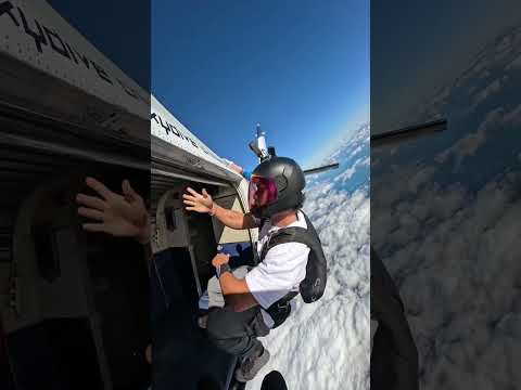 Dream On Baby Skydiving Skydive Exit Travel