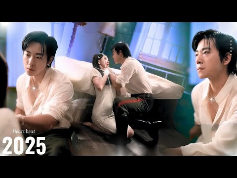 خطفها على قصره بالعافية عشان يحبها غصب عنها ولما افتكرت مين هو ولعت الدنيا ماهو عاشق ولهان ومن زمان