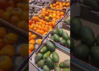 سوق الخضر و الفواكه مين احسن و افضل الأسواق العربية بالمملكة Fruits Légume