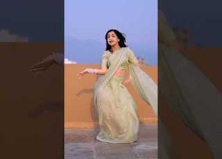 Saree Ke Fall Sa Dance Video Shorts Trendingshorts Dance Outfit Song Viral Meghachaube