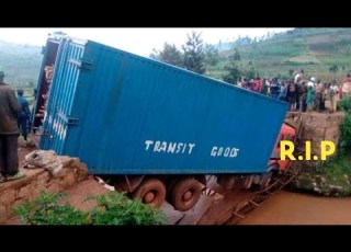 KANO KANYA MU KAYANZA HABAYE ISANGANYA IKOMEYE CANE IMANA IBAKIRE MU BAYO