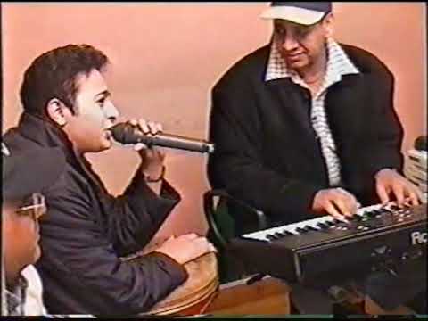 عصام كاريكا وحماده هلال فى البدايات وبروفه غنوه لم ترى النور كلمات مصطفى كامل ESSAM KARIKA عصام كاريكا وحماده هلال فى البدايات وبروفه غنوه لم ترى النور كلمات مصطفى كامل ESSAM KARIKA