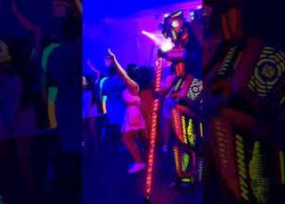  RIU AQUARELLE JAMAICA Jamaica Riuaquarelle Riuparty Party Neon Neonparty Fun Beach