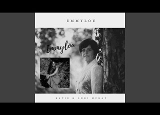  Emmylou
