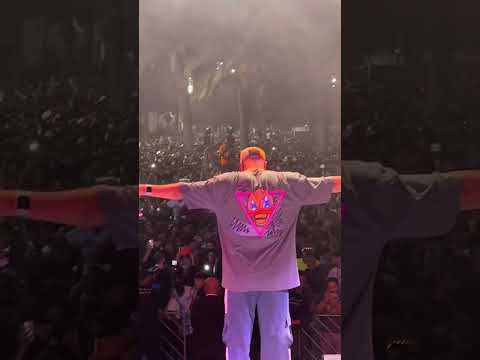 الأغنية إدمان Marjana 7toun