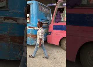  الزحام في بنغلاديش مشاهد لا تصدق