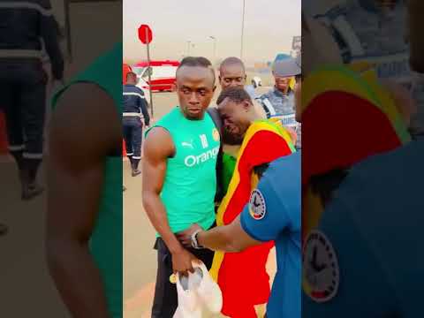 This Fan Couldn T Believe He Met Sadio Mane