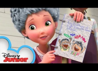 Nancy Plays House Fancy Nancy Disneyjr