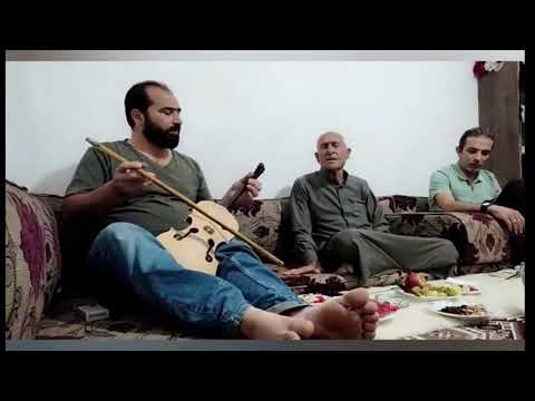 المطرب أحمد التلاوي ابو حسين يغني و يبكي على بيته المدمر Ahmed Altilawie Sings For His House W المطرب أحمد التلاوي ابو حسين يغني و يبكي على بيته المدمر Ahmed Altilawie Sings For His House W