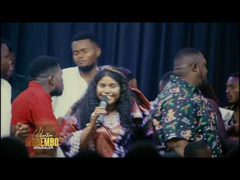 WAKALUA MARIE BILONDA BENOÎT MUYEMBI CONCERT OFFICIAL