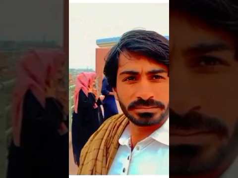 پیچھے دیکھیں کیا ہو رہا ہے وائرل ویڈیو ملتان شاہی قلعہ سبسکرائب لازمی کریں