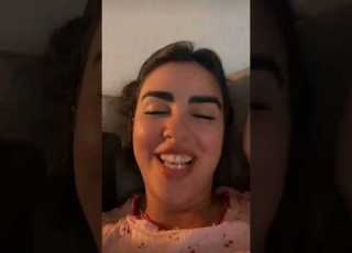  شوفولي ضحكت زينه لما سألت كايلا انا مين انس وزينه