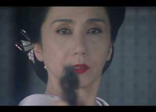  岩下志麻 かたせ梨乃 銃で撃ちまくる 極道の妻たち 1998年