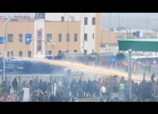 Water Cannons Used Against Migrants At Poland Belarus Border