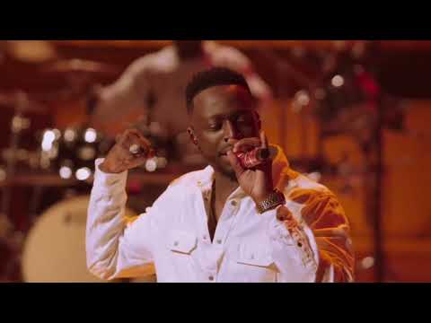 Dadju Issa Tchiroma Clip Officiel