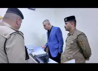 الوكيل الأقدم لوزارة الداخلية يجري جولات مفاجئة إلى مركز شرطة العلوية وقسم مكافحة إجرام الكرادة
